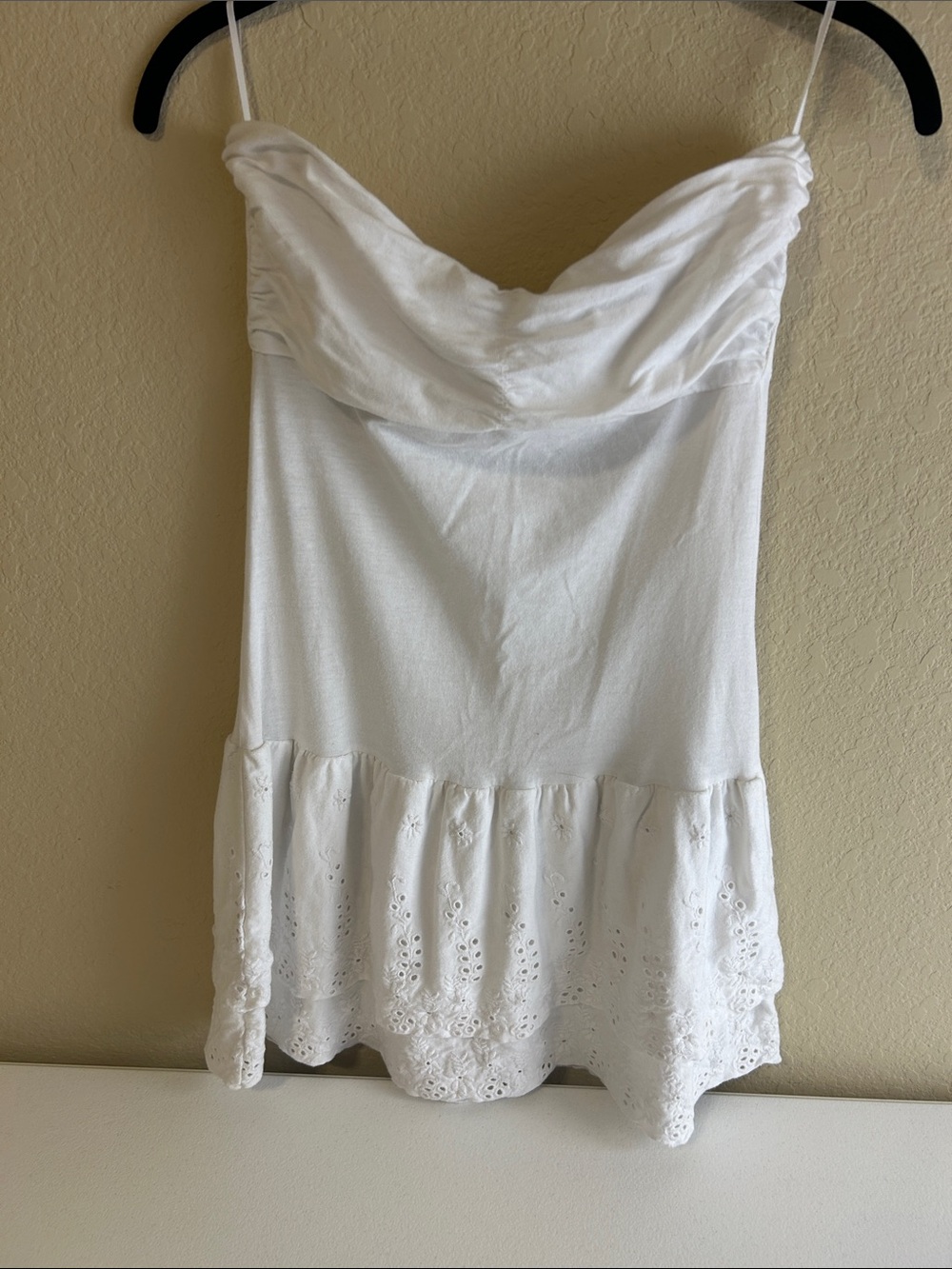 Express White Strapless Eyelet-Hem Mini Dress
Size XS